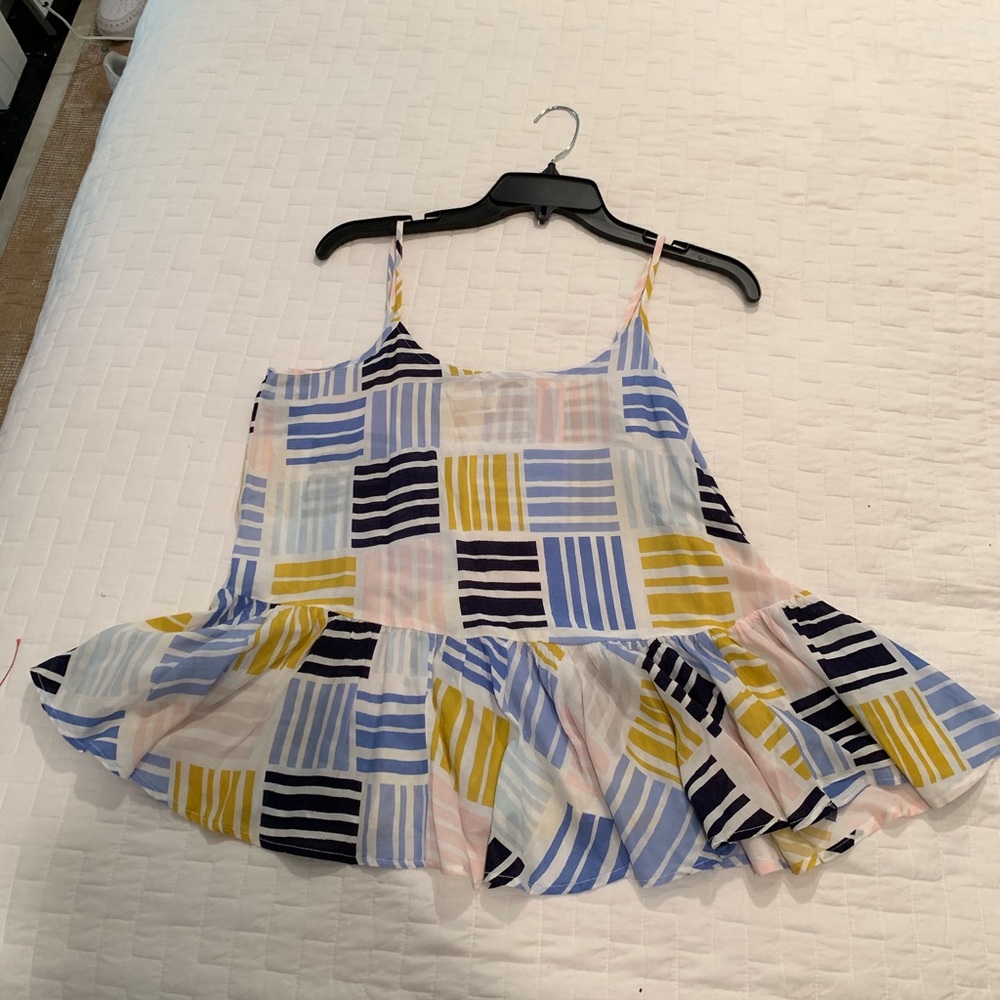 old navy sleeveless top size: small